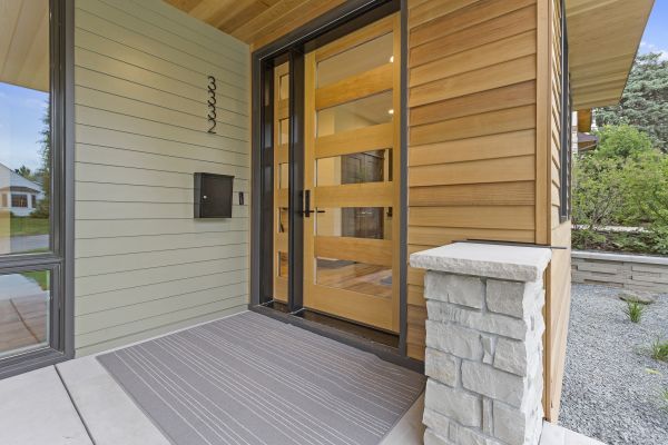 Cost of Exterior Wood Paneling Service in Tallahassee