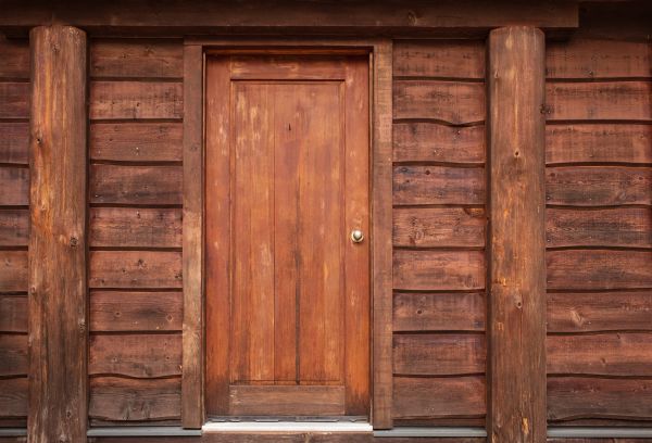 Cost of Log Cabin Siding Installation in Tallahassee